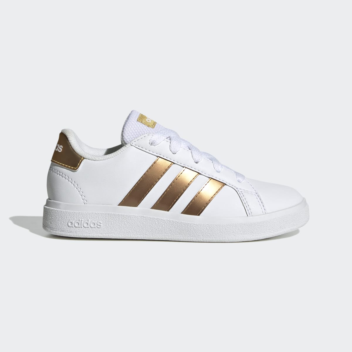Adidas patike, dečaci