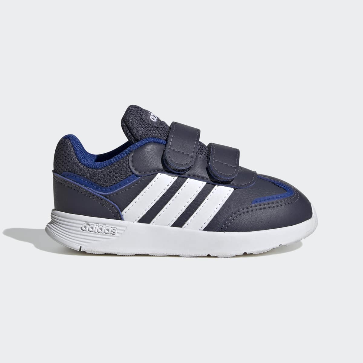 Adidas patike, dečaci