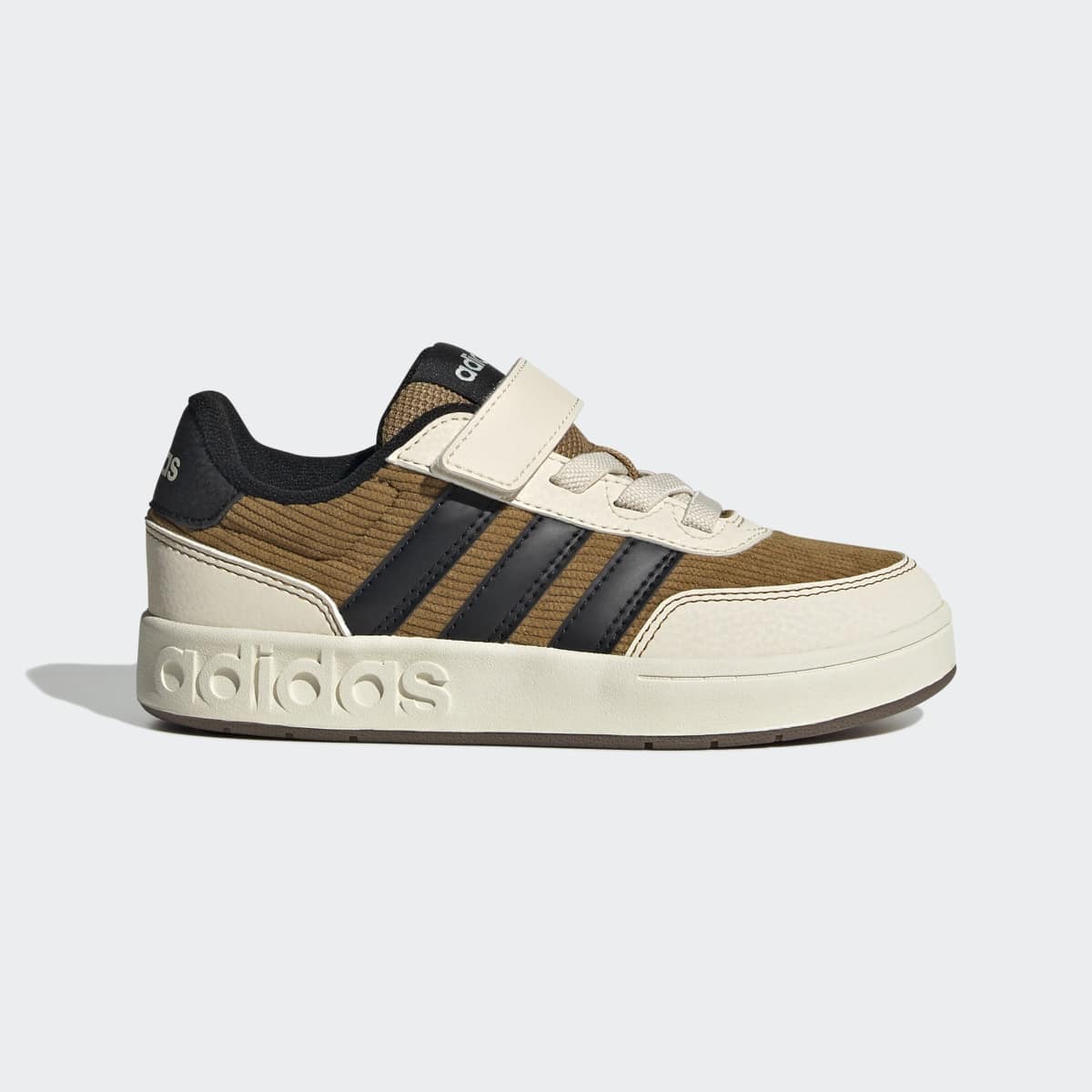 Adidas patike, dečaci