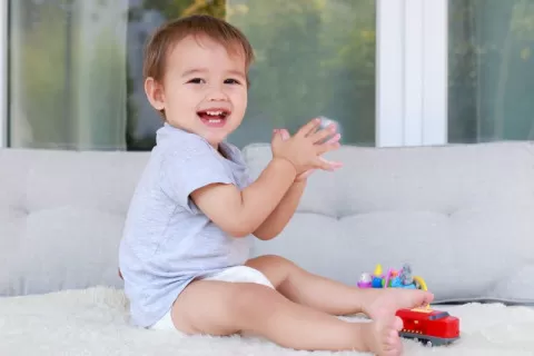 Beba od 12 meseci - šta sve možete da očekujete?