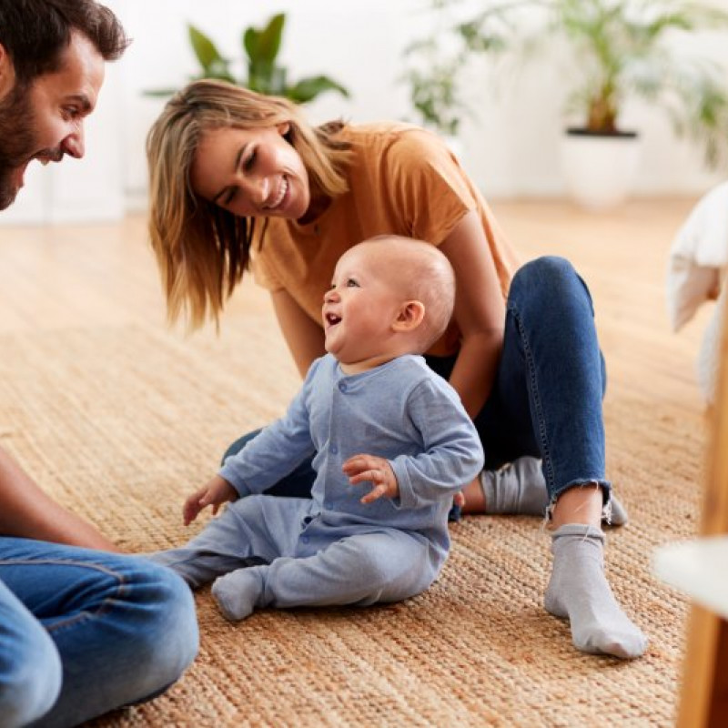Beba 11 meseci - šta sve možete da očekujte?