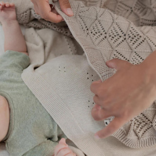 Bibs pleteno ćebe Wavy, Ivory