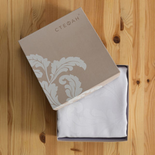 Stefan stolnjak Karmen beli, 140x250 