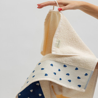 Stefan set peškira bež 30x50 i 50x90, teget srce 