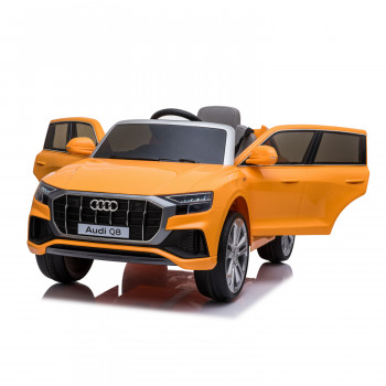 Audi Q8 automobil na akumulator 