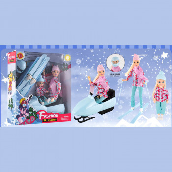 HK Mini, lutka sa devojčicom, skijama i sankama 