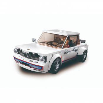Sluban kocke, beli automobil 