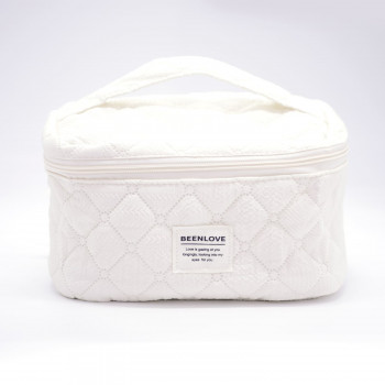 Be Cute neseser beli 