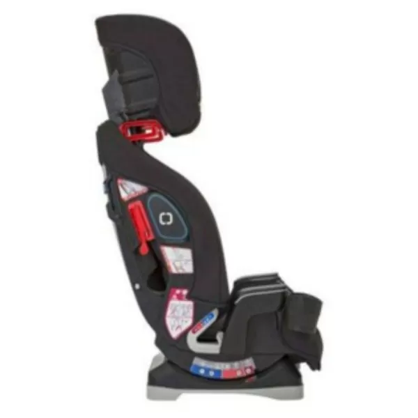 Graco a-s Slimfit 0/1/2/3 (0-36kg) , Black