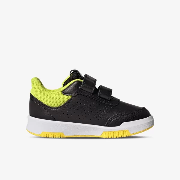Adidas patike, dečaci