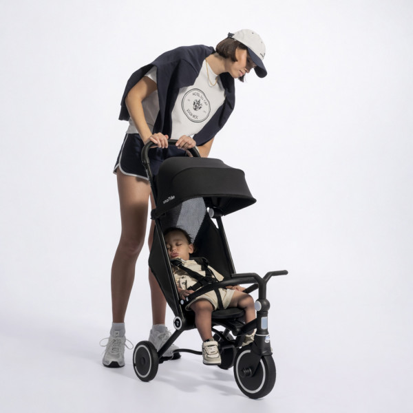 Smarttrike tricikl Wonder Max Jet Black 