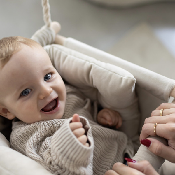 Bohome Classic Cappuccino – sobna ljuljaška za bebe i decu 