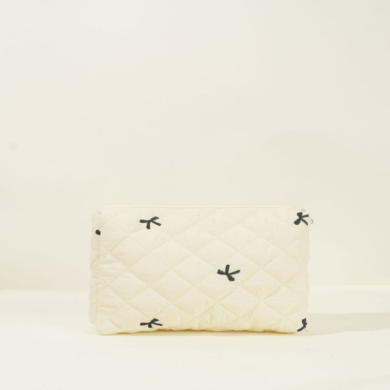 Be Cute neseser sa crnim mašnicama 26*17*8cm 