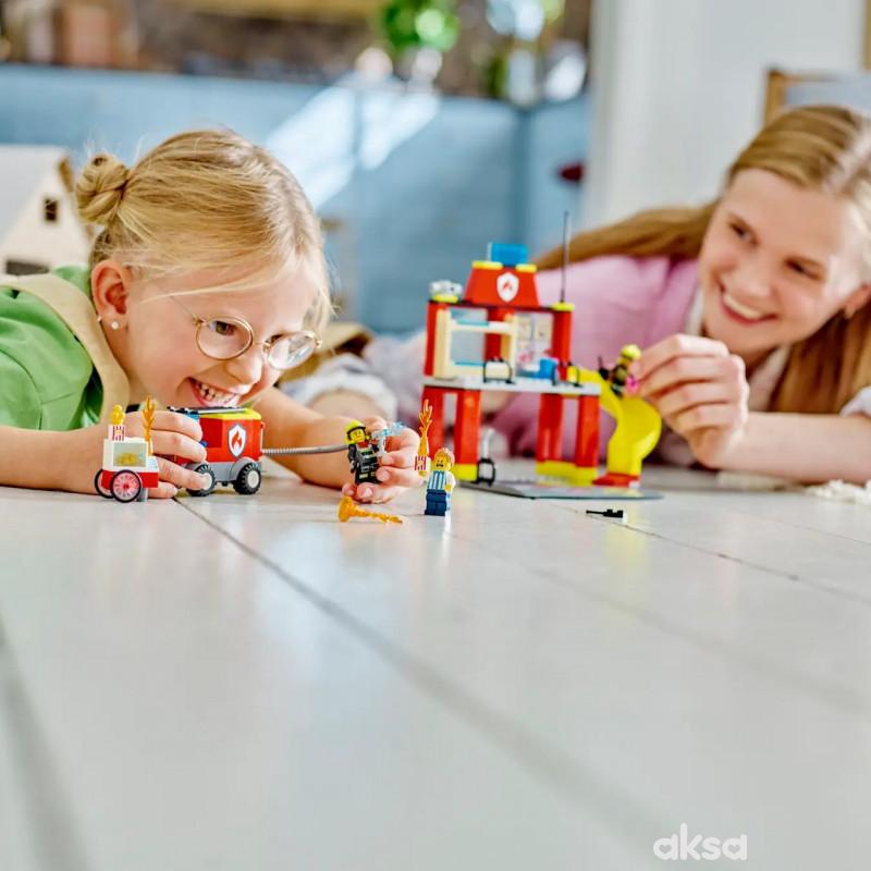 Lego City Fire Station And Fire Truck