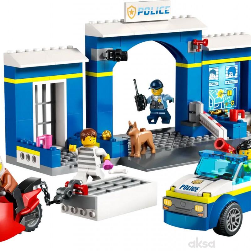 Lego City Police Station Chase 