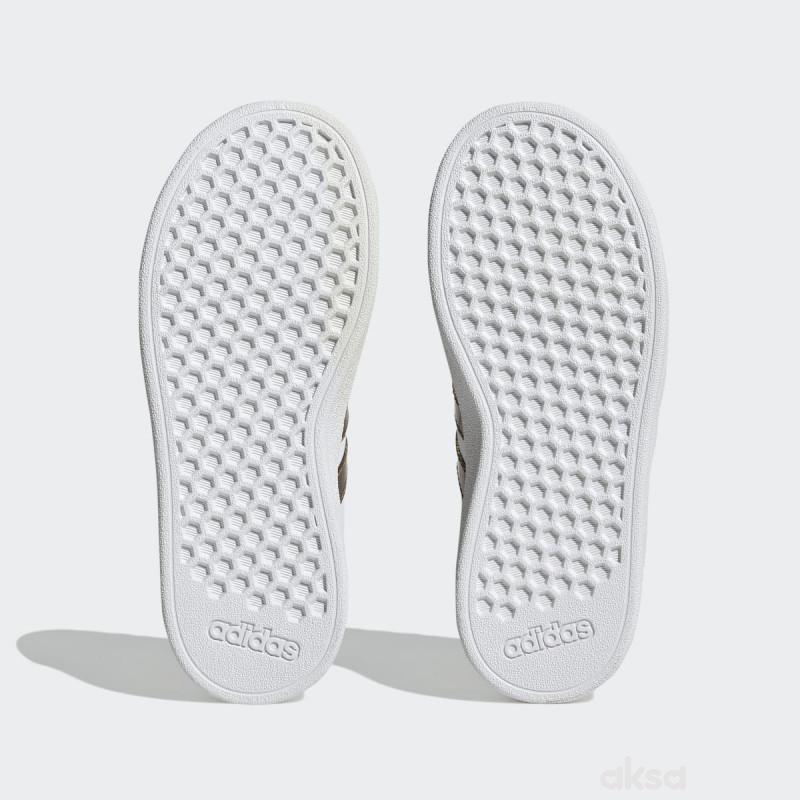 Adidas patike, dečaci