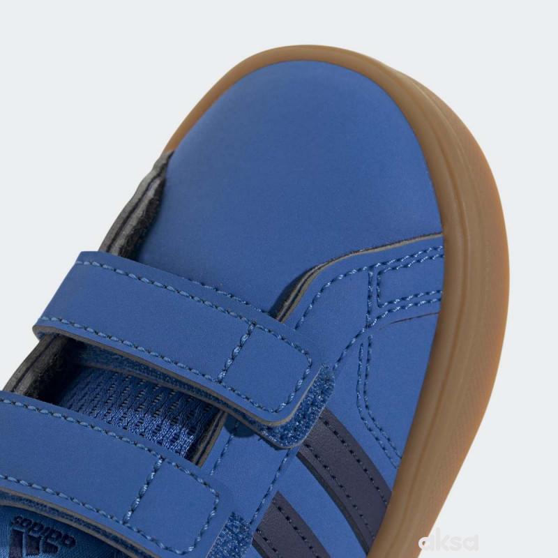 Adidas patike, dečaci 