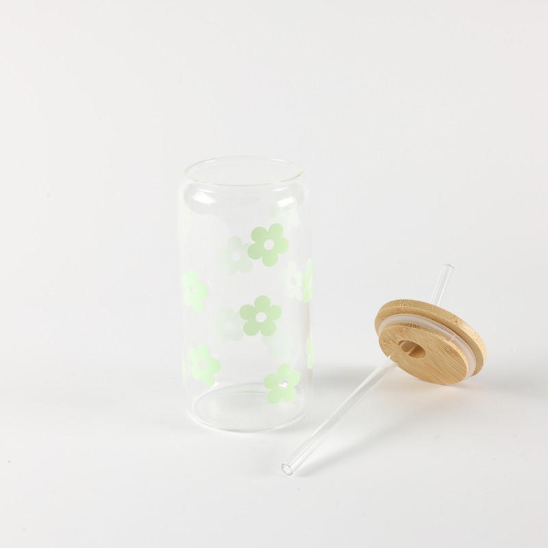 Be Cute Staklena čaša sa slamčicom, zeleni cvetići 