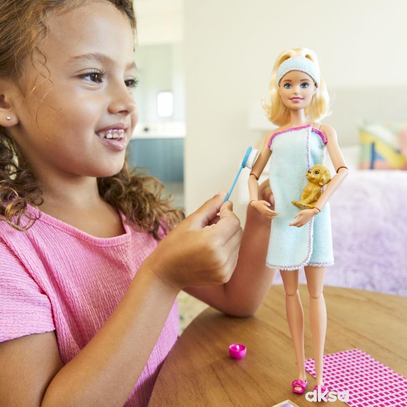 Barbie fitnes i joga instruktorka
