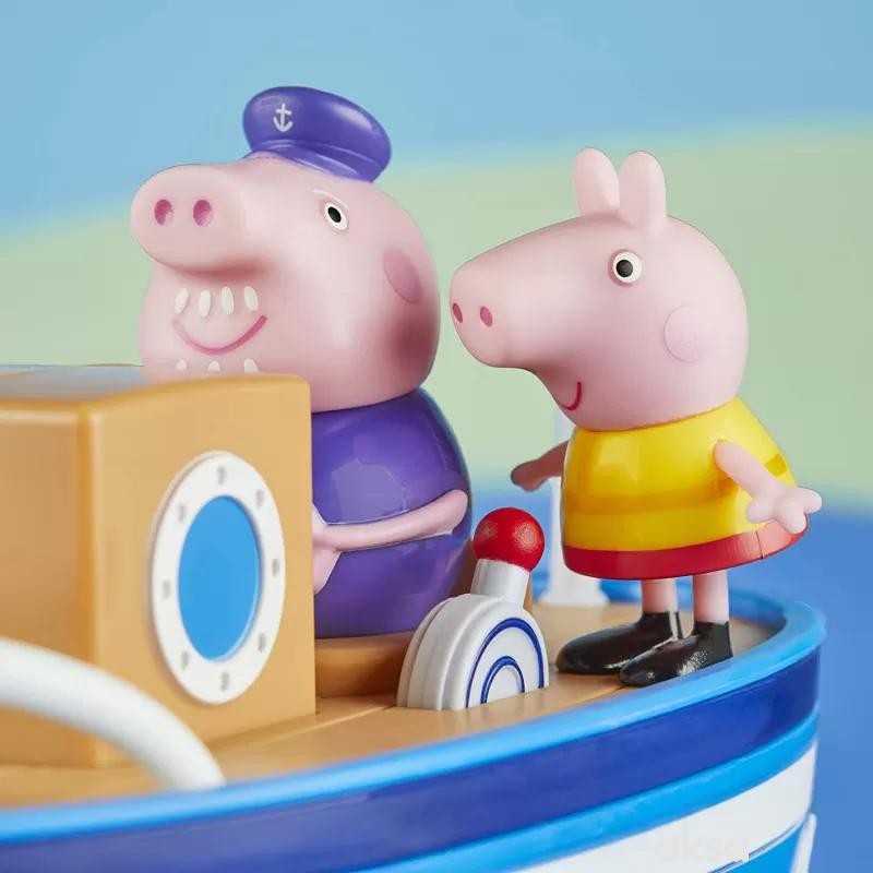 Peppa Pig grandpa pigs cabin boat