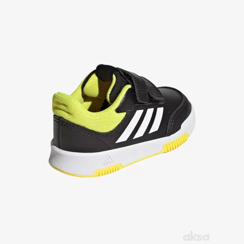 Adidas patike, dečaci